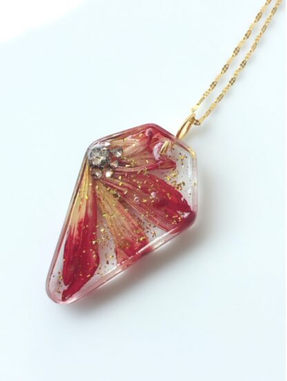 pendant with red and white mixed real dried flower